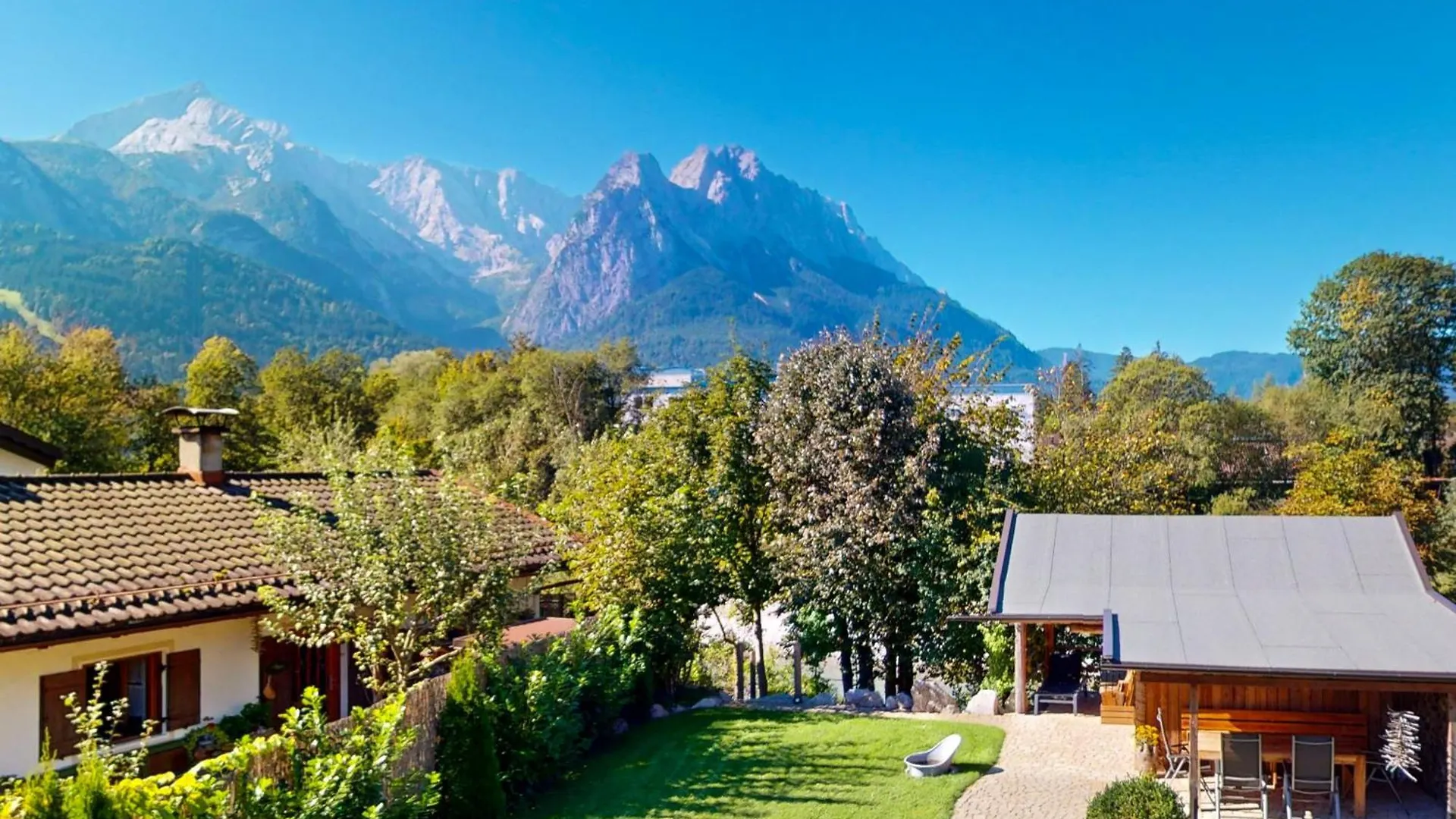 Ferienhaus Loisachufer Garmisch-Partenkirchen Germany